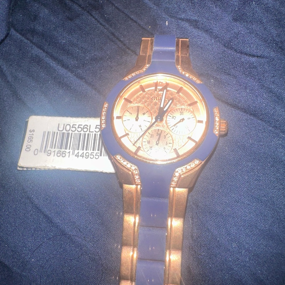 Guess watch - Picture 3 of 4